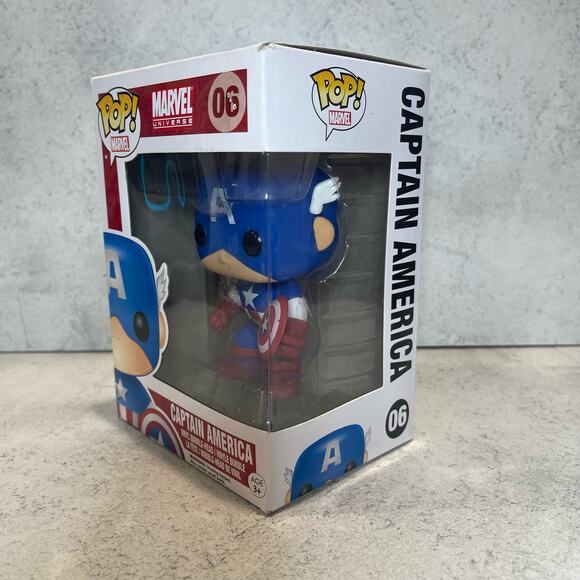Funko Pop! Captain America 06 2011 Pre-Owned - Good in box - Picture 2 of 7